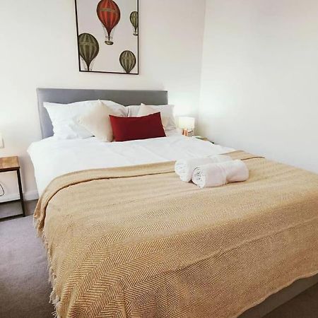 Апартаменты Aldgate Flats In E1. Лондон Экстерьер фото