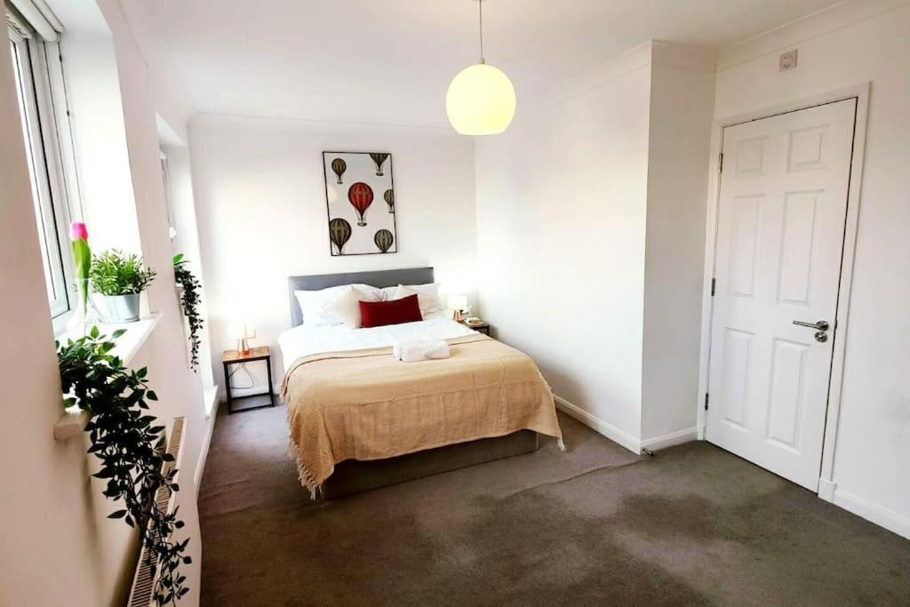 Апартаменты Aldgate Flats In E1. Лондон Экстерьер фото